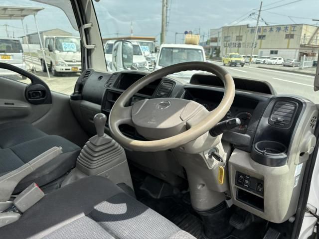 Nissan ATLAS 2016-06 6270272-5