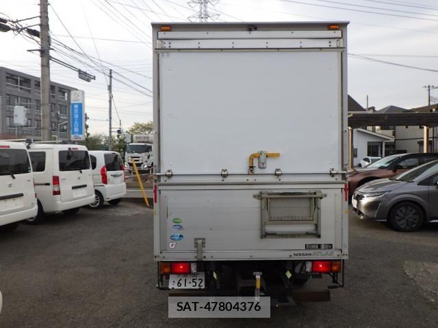 Nissan ATLAS 2015-12 6271178-4