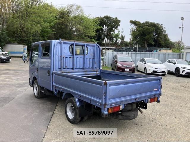 Nissan ATLAS 2009-03 6494912-1
