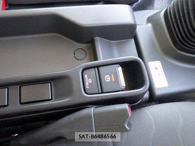 Nissan ATLAS 2025-03 6494906-17