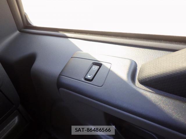 Nissan ATLAS 2025-03 6494906-22