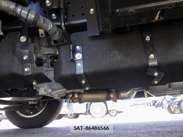 Nissan ATLAS 2025-03 6494906-25