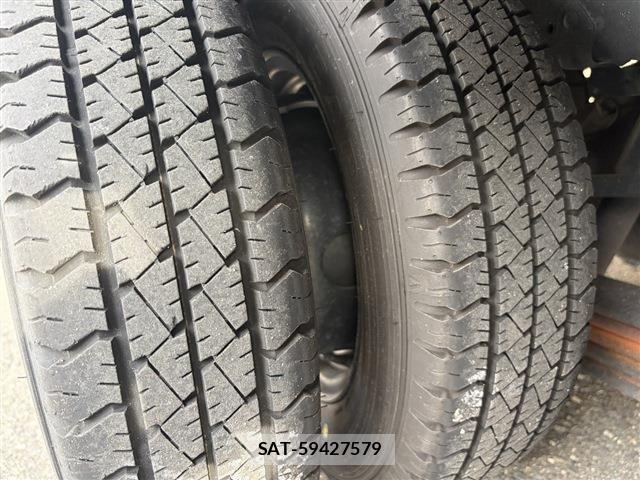 Nissan ATLAS 2010-02 6610558-20