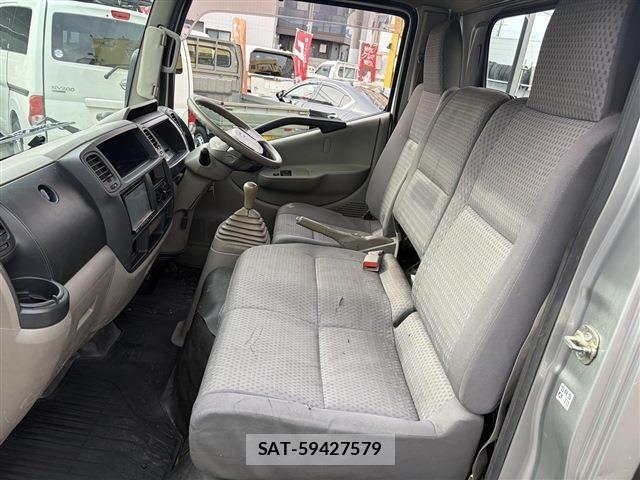 Nissan ATLAS 2010-02 6610558-22