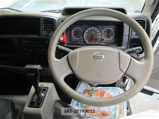 Nissan ATLAS 2015-08 6610557-9