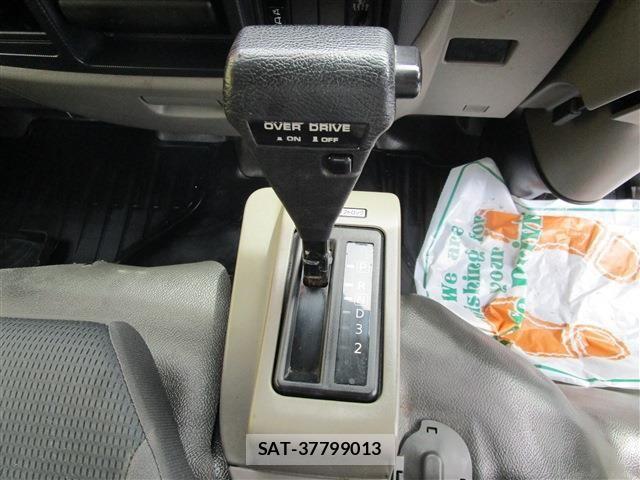 Nissan ATLAS 2015-08 6610557-11