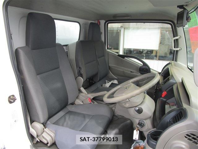 Nissan ATLAS 2015-08 6610557-13