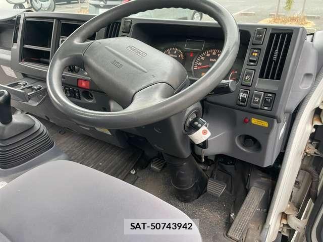Nissan ATLAS 2010-01 6670258-16