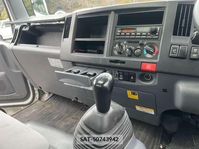 Nissan ATLAS 2010-01 6670258-20