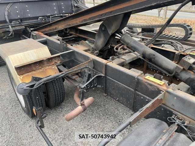 Nissan ATLAS 2010-01 6670258-28