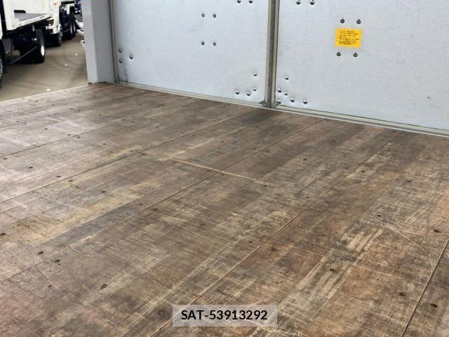Nissan ATLAS 2020-12 6674999-11