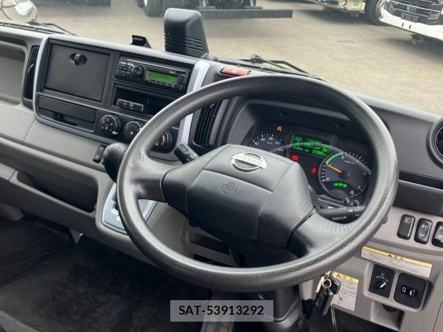 Nissan ATLAS 2020-12 6674999-19
