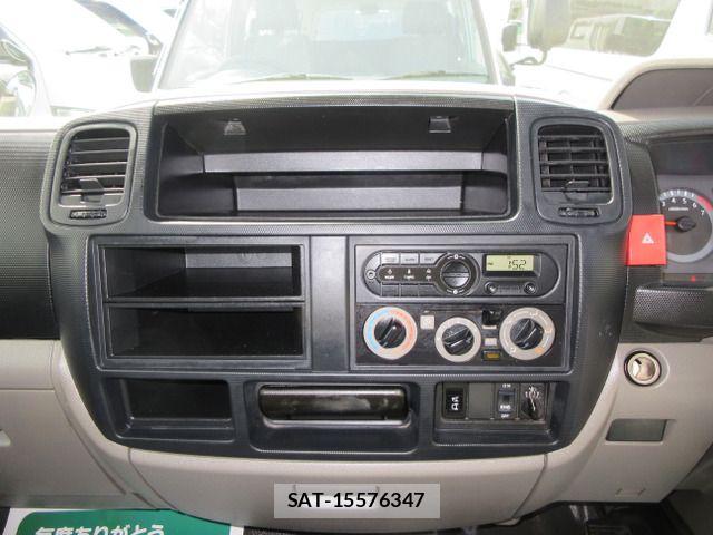Nissan ATLAS 2017-02 6675006-13