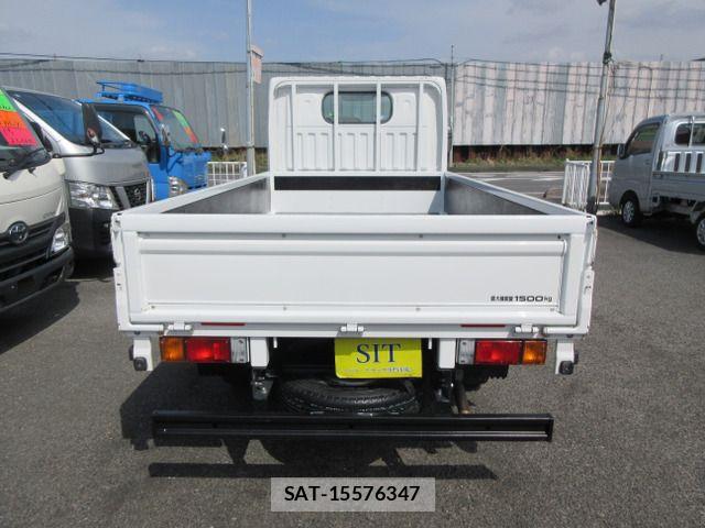 Nissan ATLAS 2017-02 6675006-2