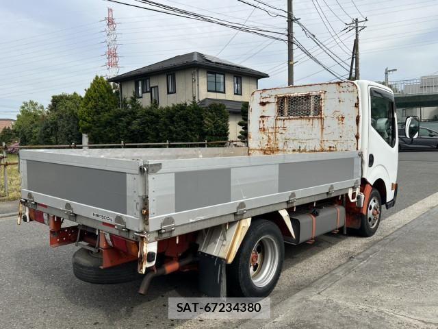 Nissan ATLAS 2014-10 6675002-3