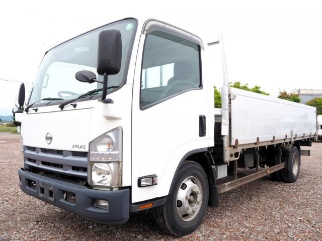 Nissan ATLAS 2010-08 6689534-0