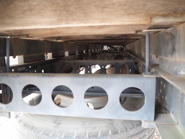 Nissan ATLAS 2010-08 6689534-20