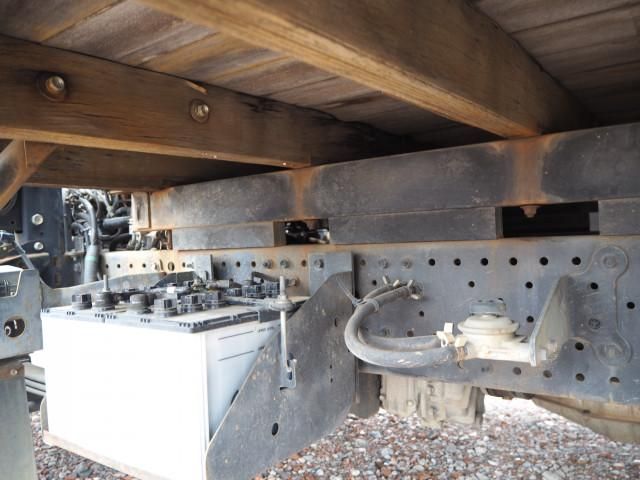 Nissan ATLAS 2010-08 6689534-27