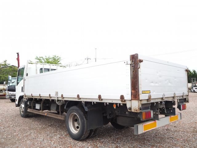 Nissan ATLAS 2010-08 6689534-2