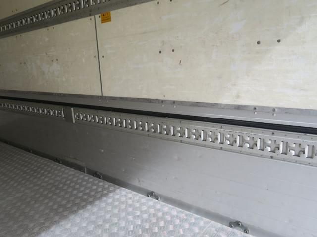 Nissan ATLAS 2018-08 6689533-16
