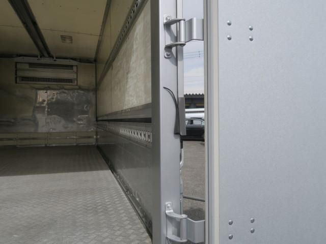 Nissan ATLAS 2018-08 6689533-22