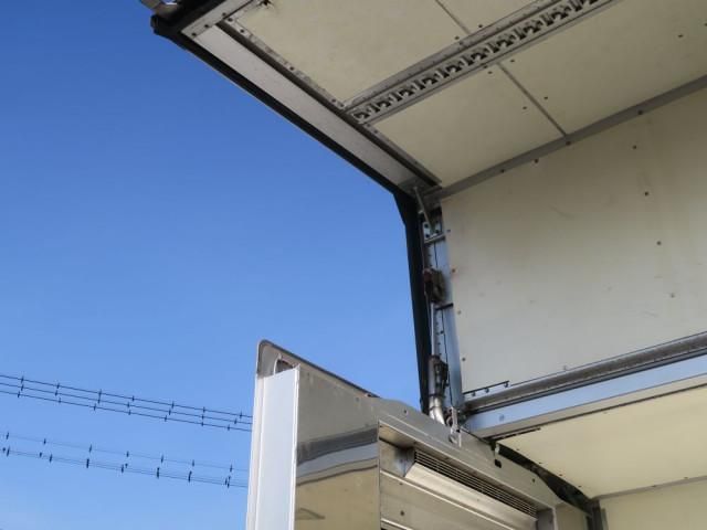 Nissan ATLAS 2018-08 6689533-6