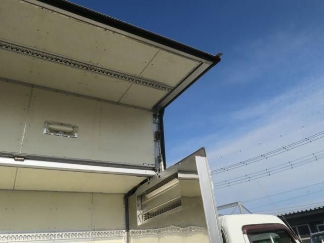 Nissan ATLAS 2018-08 6689533-7