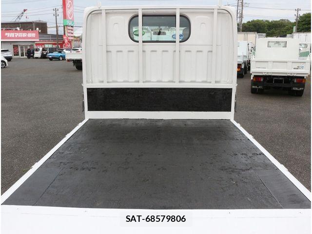 Nissan ATLAS 2012-04 6715638-20