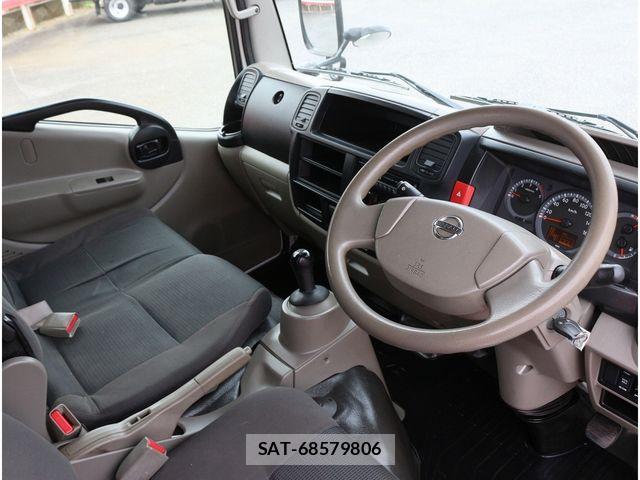 Nissan ATLAS 2012-04 6715638-24
