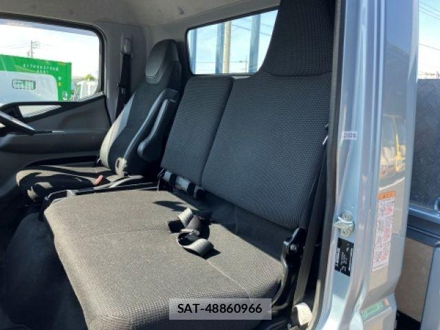 Nissan ATLAS 2018-03 6715637-21