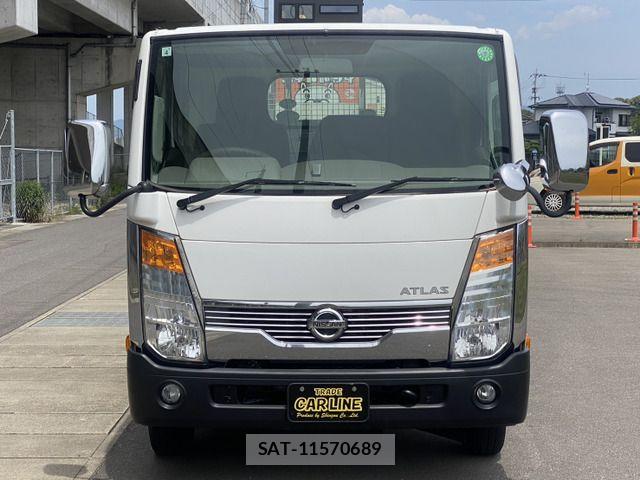 Nissan ATLAS 2017-04 6750882-9