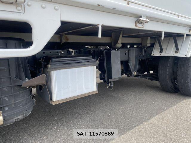 Nissan ATLAS 2017-04 6750882-13