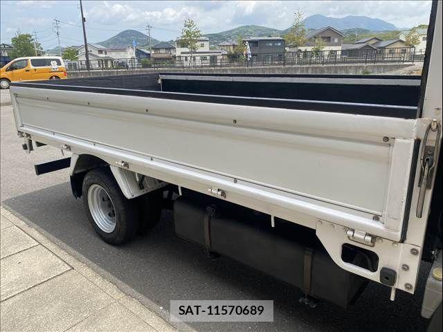 Nissan ATLAS 2017-04 6750882-22