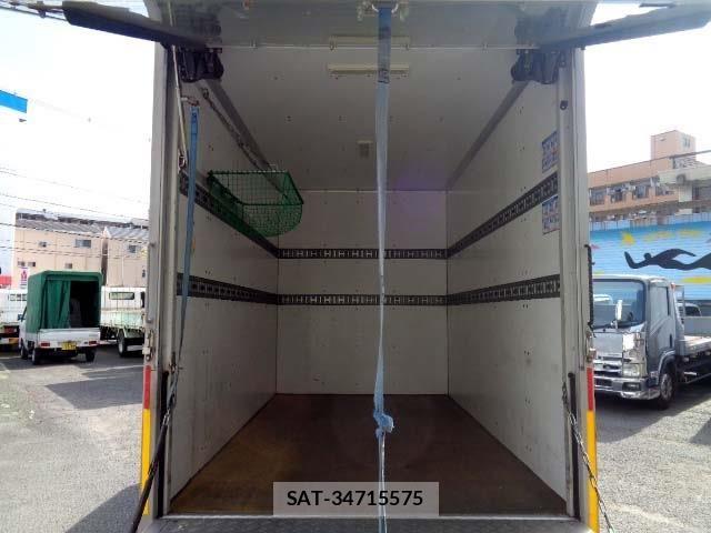Nissan ATLAS 2016-04 6813745-11