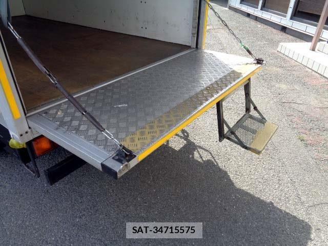 Nissan ATLAS 2016-04 6813745-13
