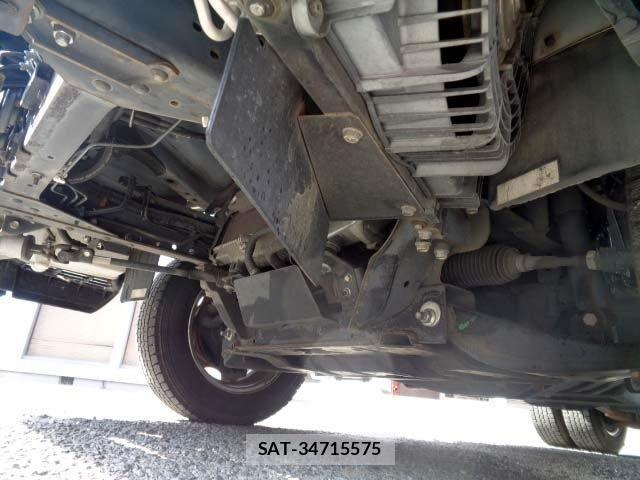 Nissan ATLAS 2016-04 6813745-16
