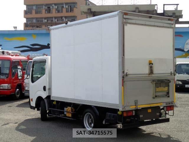 Nissan ATLAS 2016-04 6813745-1