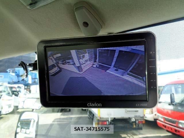 Nissan ATLAS 2016-04 6813745-6