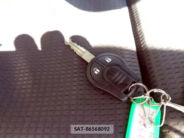 Nissan ATLAS 2015-05 6813744-10