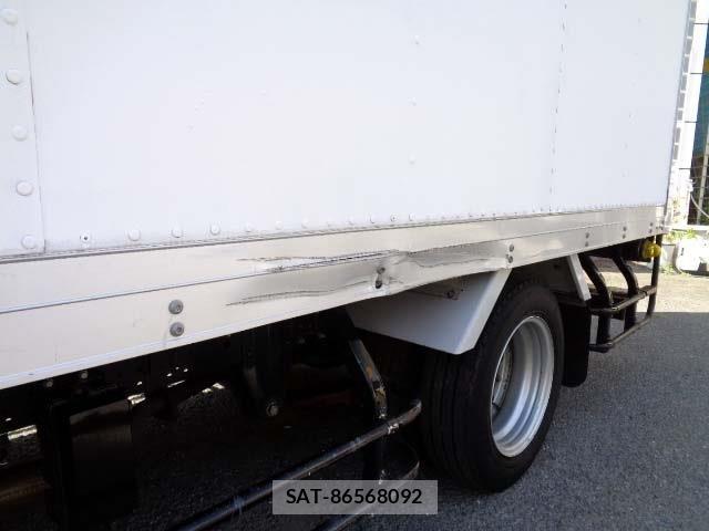 Nissan ATLAS 2015-05 6813744-21