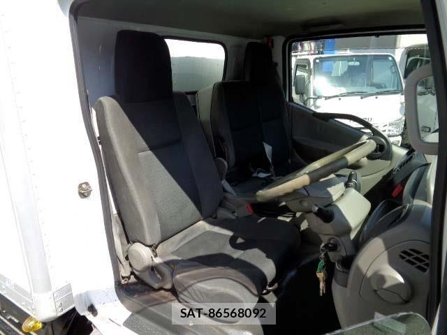 Nissan ATLAS 2015-05 6813744-4