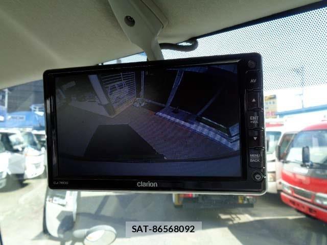 Nissan ATLAS 2015-05 6813744-6
