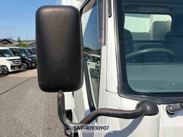 Nissan ATLAS 2013-01 6813743-12