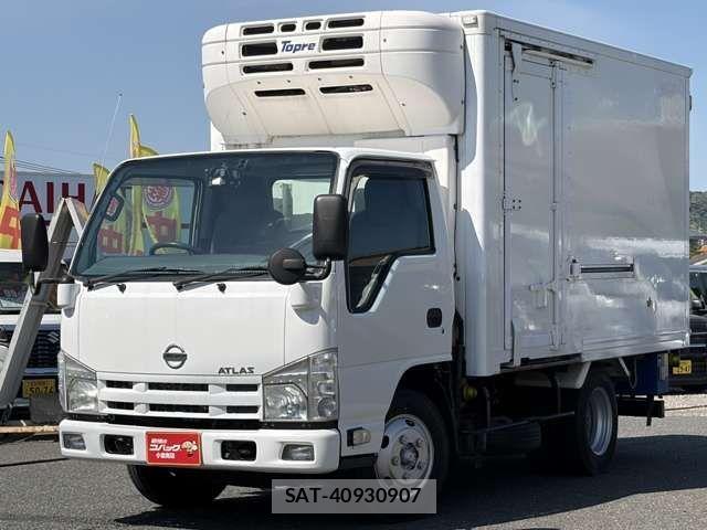 Nissan ATLAS 2013-01 6813743-1