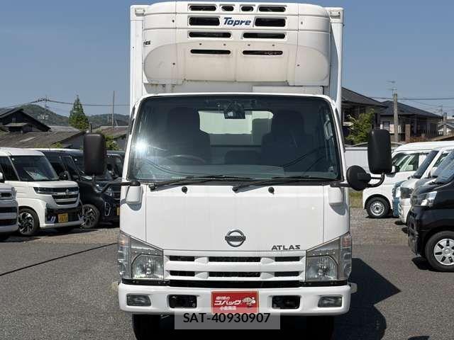 Nissan ATLAS 2013-01 6813743-2