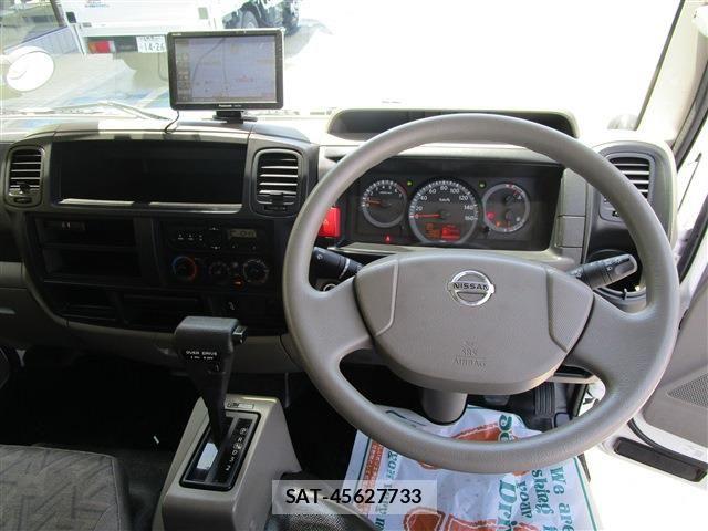 Nissan ATLAS 2021-03 6902111-9
