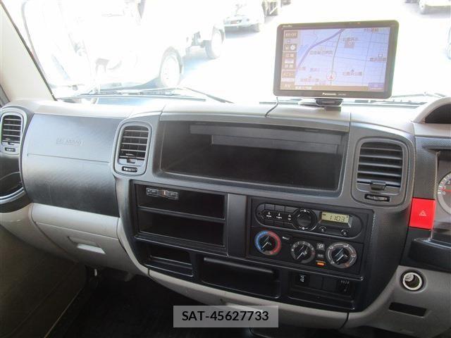 Nissan ATLAS 2021-03 6902111-10