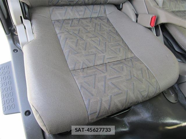 Nissan ATLAS 2021-03 6902111-15