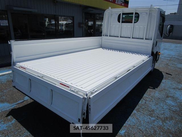 Nissan ATLAS 2021-03 6902111-6