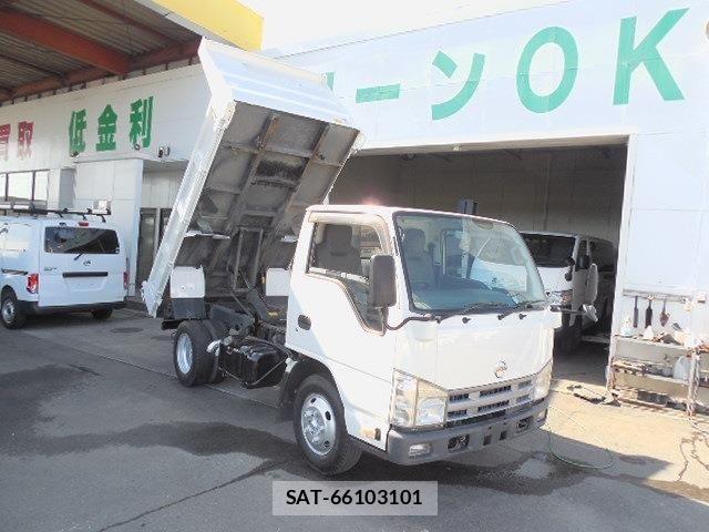 Nissan ATLAS 2010-05 6902114-1